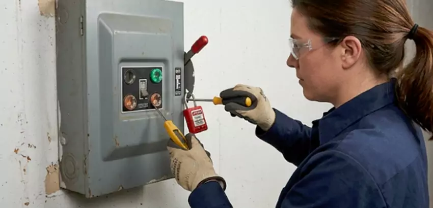 Motion Sensor Light Switch Replacement in Riverview